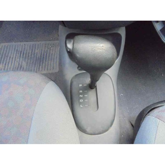 ford fiesta berlina del año 1996