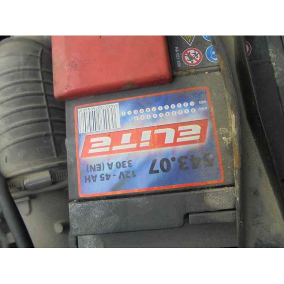 ford fiesta berlina del año 1996