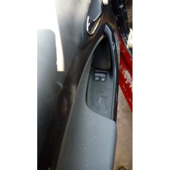 seat ibiza (6j5) del año 2012