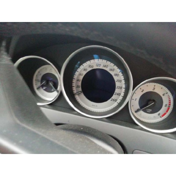 mercedes-benz clase clk (w207) coupe del año 2012