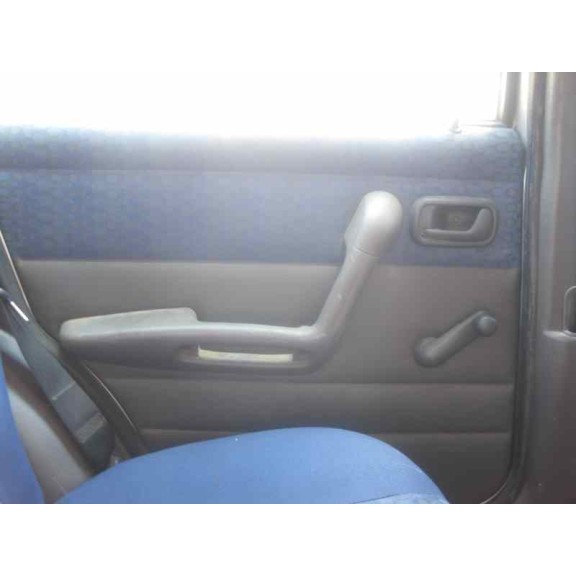 fiat punto berlina (176) del año 1998