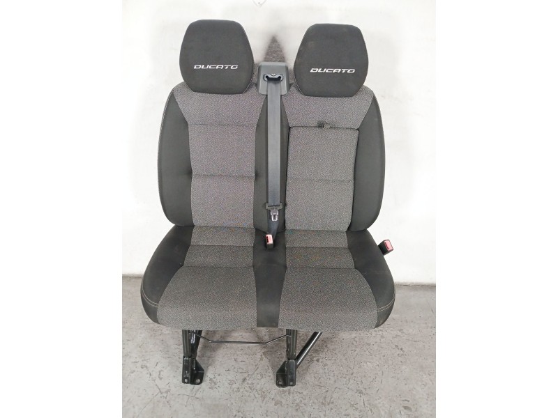 Recambio de asiento delantero derecho para fiat ducato caja/chasis (250_) 130 multijet 2,3 d referencia OEM IAM   