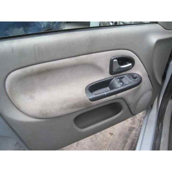 renault clio ii fase ii (b/cb0) del año 2002