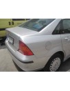 ford focus berlina (cak) del año 2001
