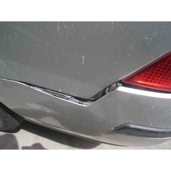 ford focus berlina (cak) del año 2001