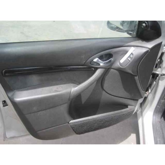 ford focus berlina (cak) del año 2001