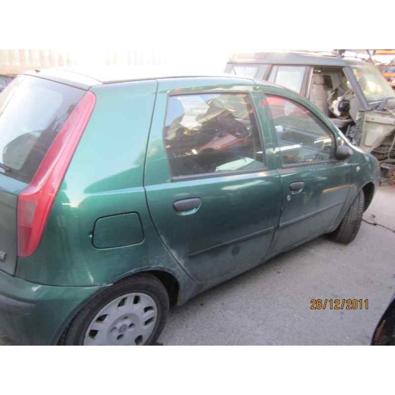 fiat punto berlina (188) del año 2000