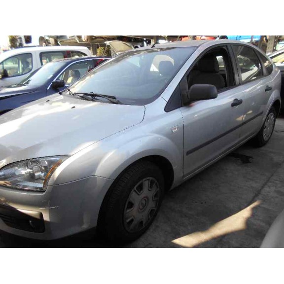 ford focus berlina (cap) del año 2004
