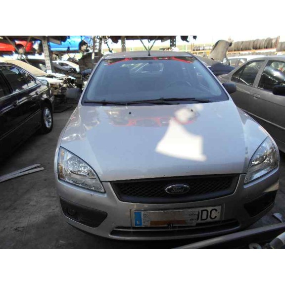ford focus berlina (cap) del año 2004