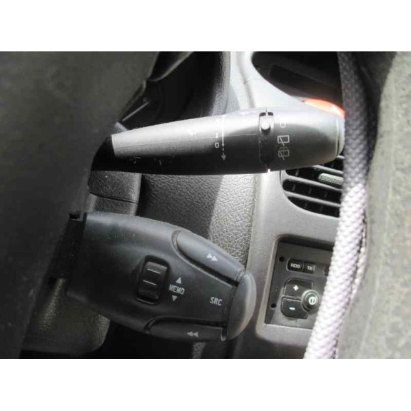 peugeot 206 berlina del año 2002