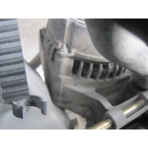 ford focus berlina (cak) del año 2001