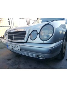 mercedes-benz clase e (w210) berlina diesel del año 1998 2