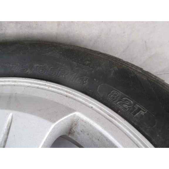 kia rio del año 2004