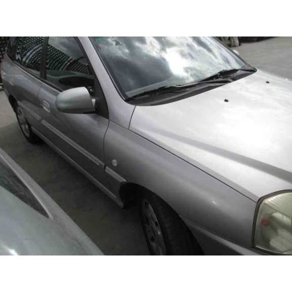 kia rio del año 2004