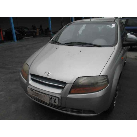 daewoo kalos del año 2004