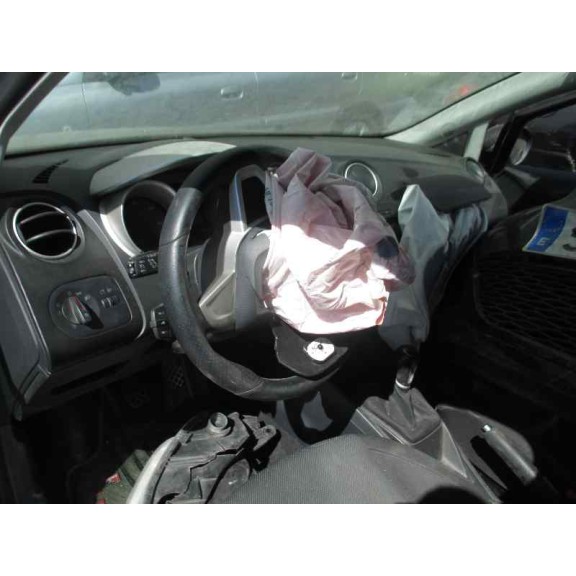 seat ibiza (6j5) del año 2009