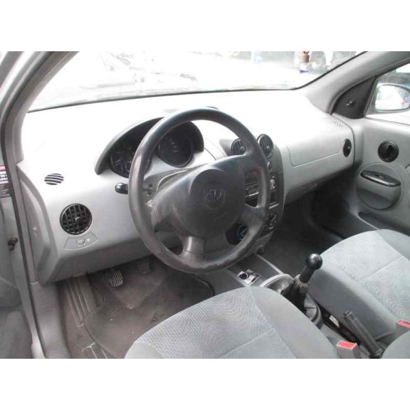 daewoo kalos del año 2004
