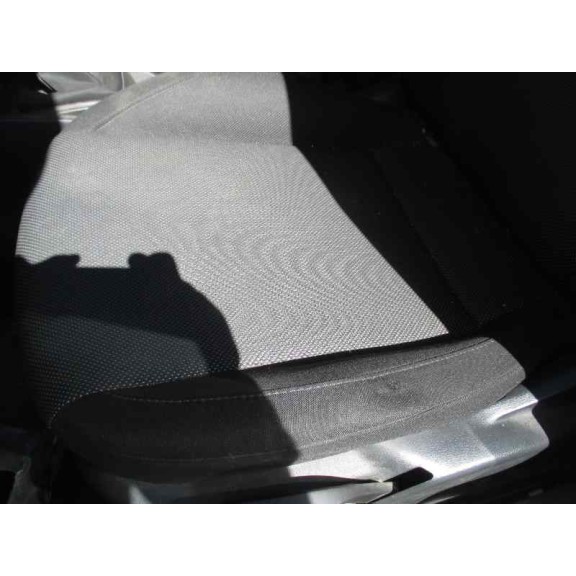 seat ibiza (6j5) del año 2009