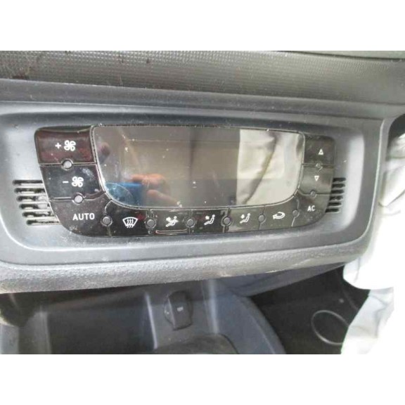 seat ibiza (6j5) del año 2009