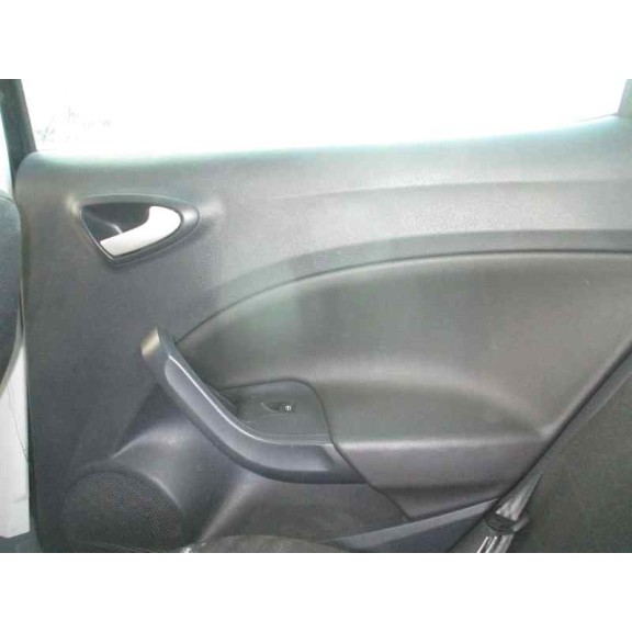 seat ibiza (6j5) del año 2009