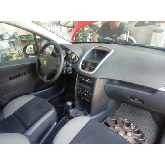 peugeot 207 del año 2007