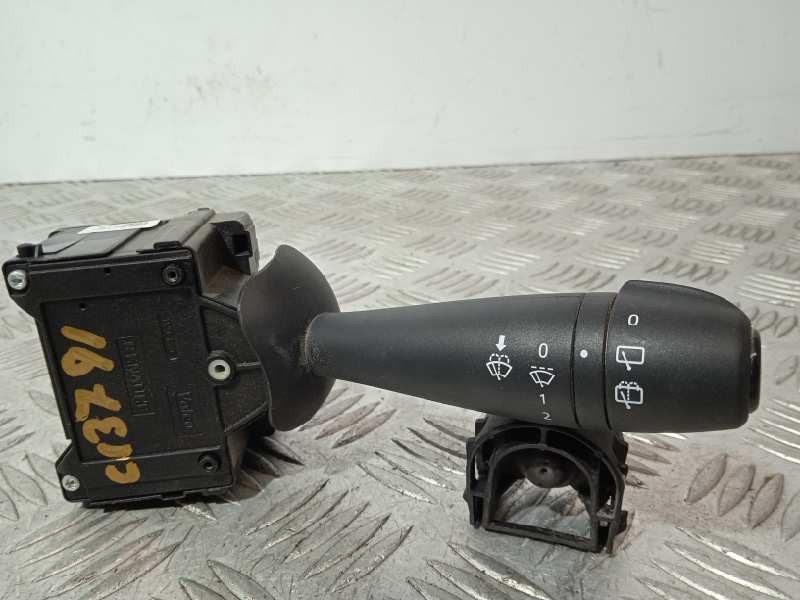 Recambio de mando limpia para dacia sandero 0.9 tce cat referencia OEM IAM E1109568  