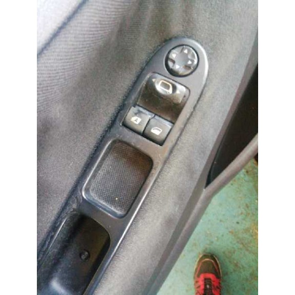 peugeot 207 del año 2007