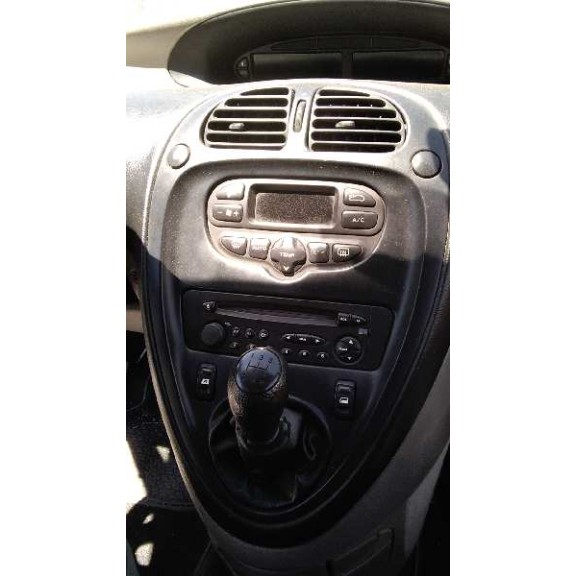 citroën xsara picasso del año 2000