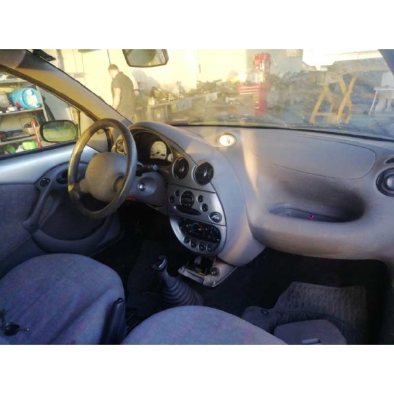 ford ka (ccq) del año 2000