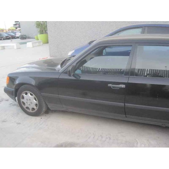 mercedes-benz clase e (w124) berlina del año 1992
