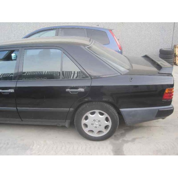 mercedes-benz clase e (w124) berlina del año 1992