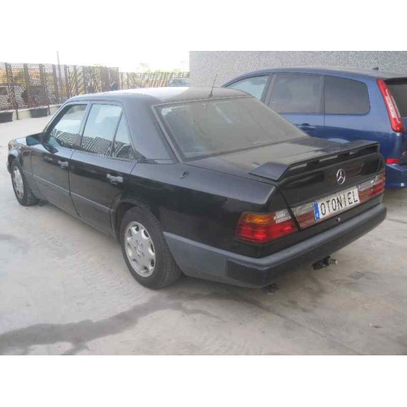 mercedes-benz clase e (w124) berlina del año 1992