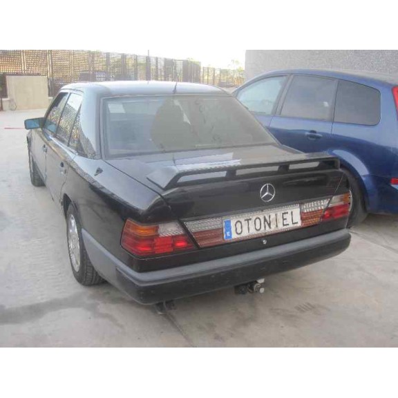 mercedes-benz clase e (w124) berlina del año 1992