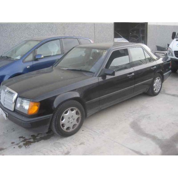 mercedes-benz clase e (w124) berlina del año 1992