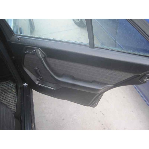 mercedes-benz clase e (w124) berlina del año 1992