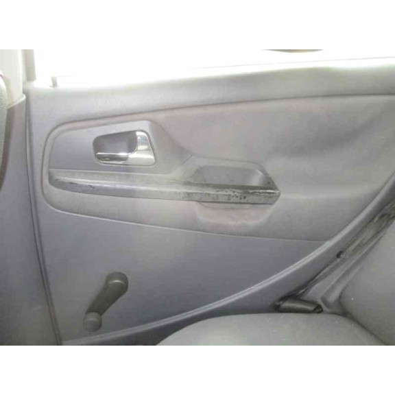 seat ibiza (6k1) del año 2001