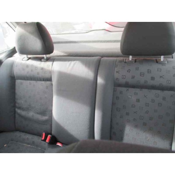 seat ibiza (6k1) del año 2001