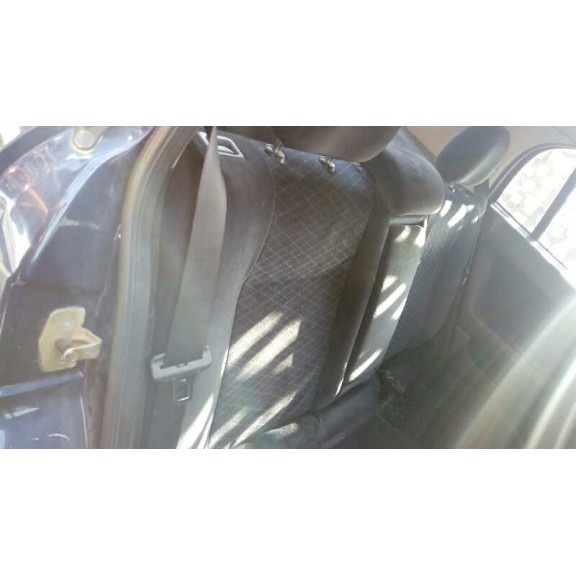 opel astra g berlina del año 2000