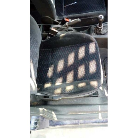 opel astra g berlina del año 2000