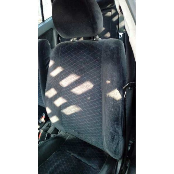 opel astra g berlina del año 2000