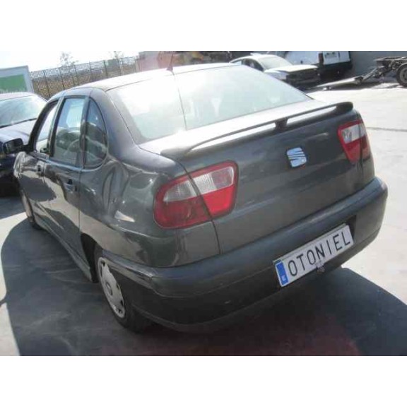 seat cordoba berlina (6k2) del año 2001