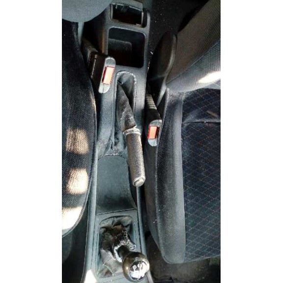 opel astra g berlina del año 2000