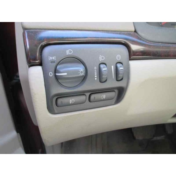 volvo s80 berlina del año 2000