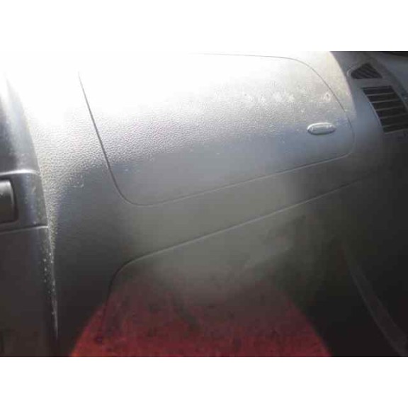 seat cordoba berlina (6k2) del año 2001