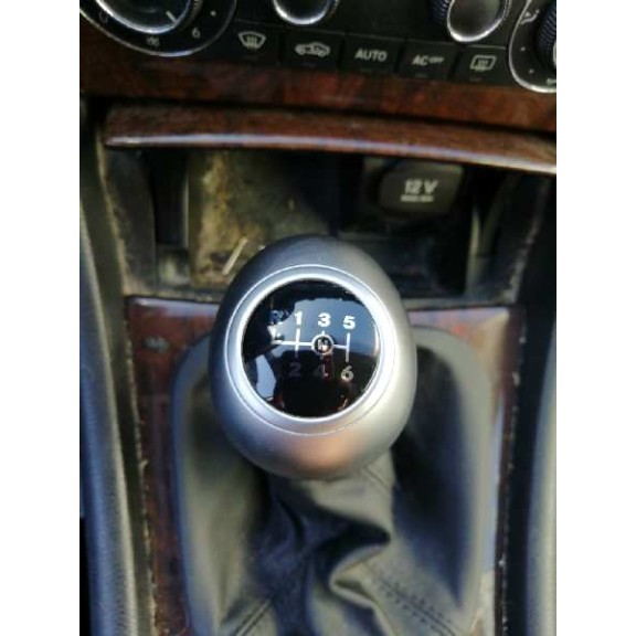 mercedes-benz clase c (w203) berlina del año 2004