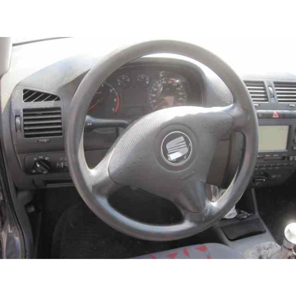 seat cordoba berlina (6k2) del año 2001