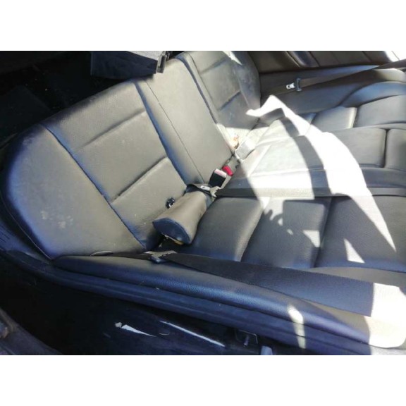 mercedes-benz clase c (w203) berlina del año 2004