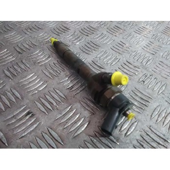 Recambio de inyector para bmw serie 1 berlina (e81/e87) 116d referencia OEM IAM 779844604  