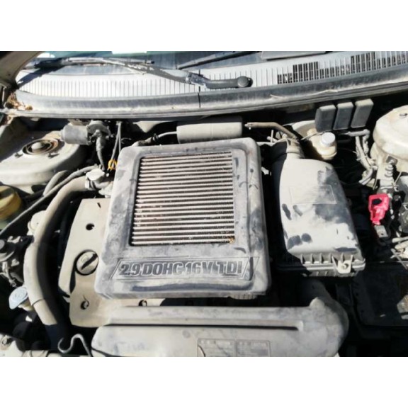 kia carnival del año 2001