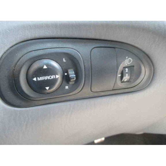 hyundai lantra berlina (rd) del año 1999